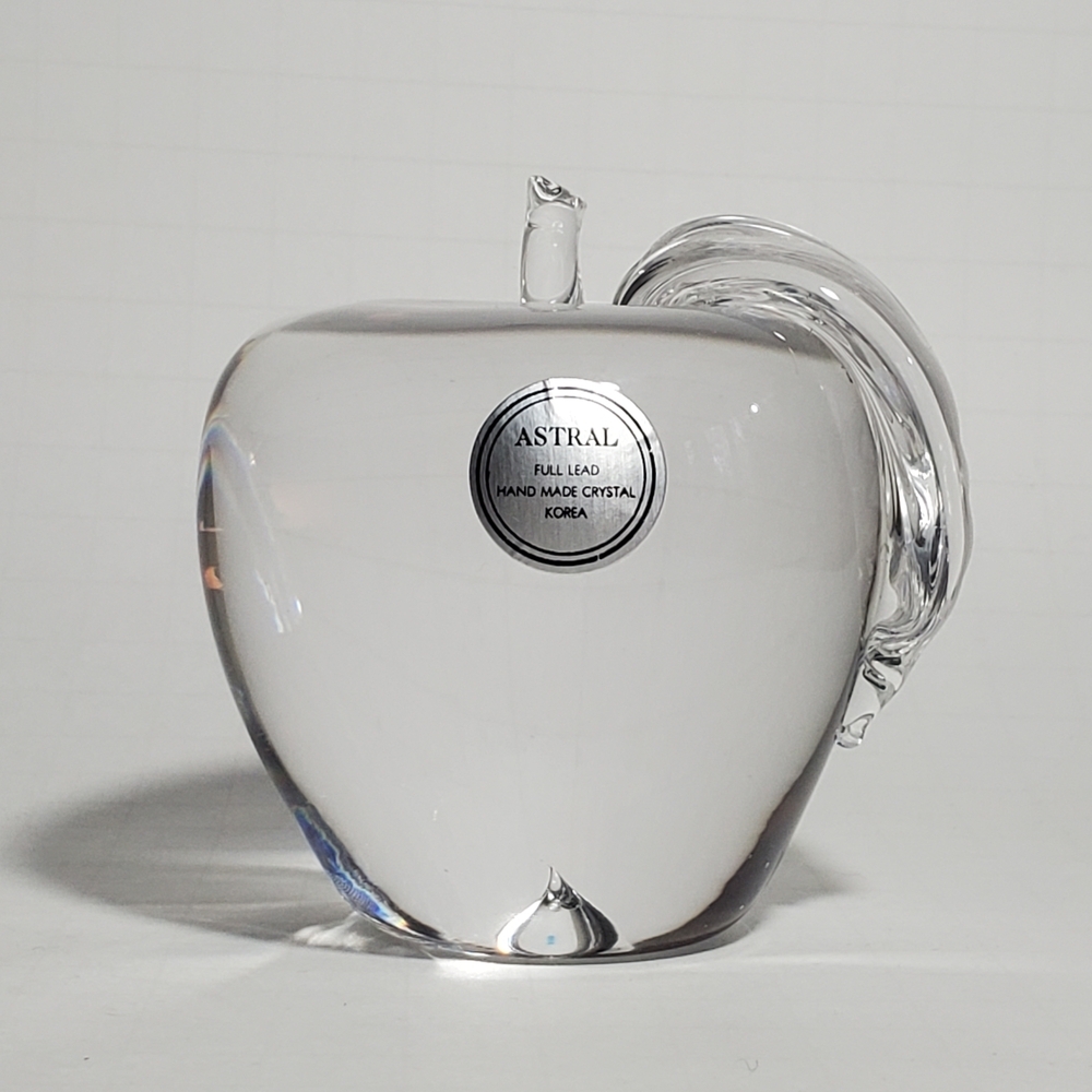 ASTRAL Full Lead Handmade Crystal Apple Paperweight Figurine Clear Art Glass New